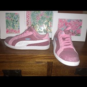 Girls Glitter Pumas!